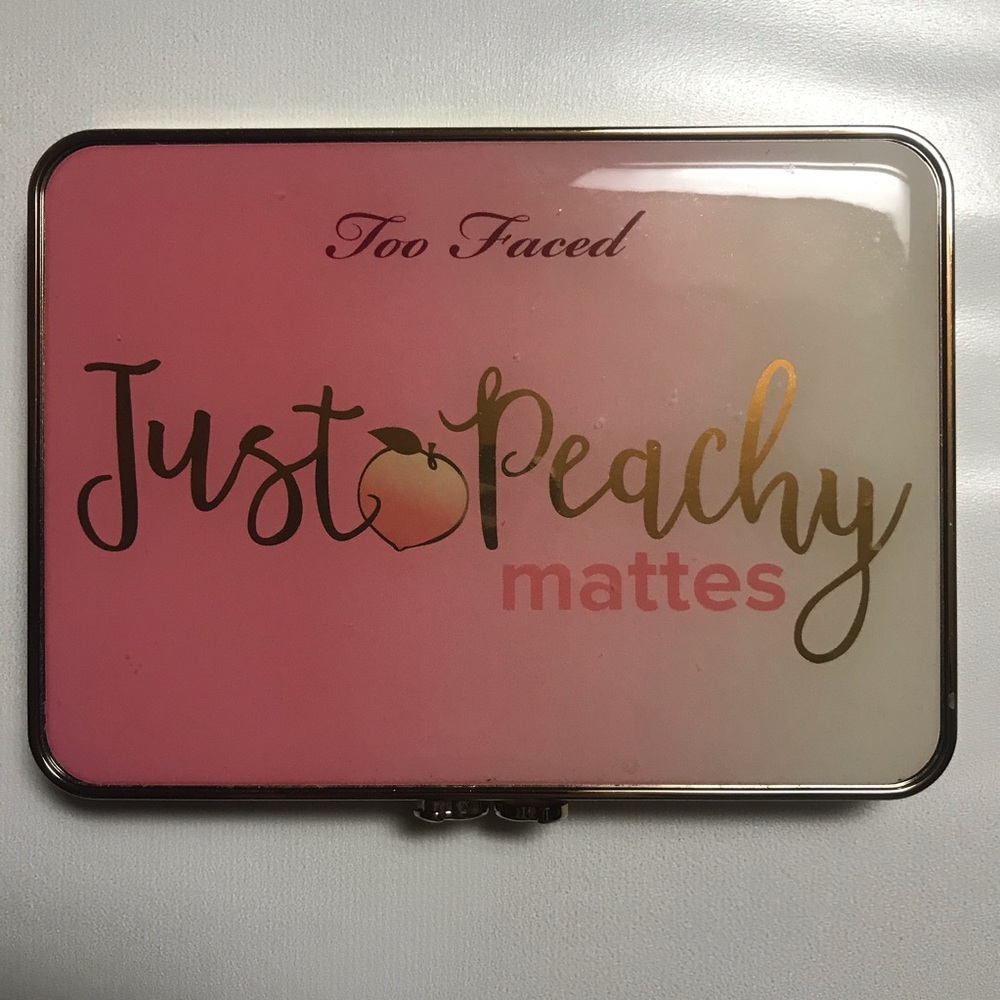 Too Faced Just Peachy Mattes Eyeshadow Palette
